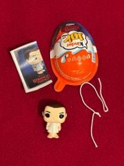 KINDER STRANGER THINGS